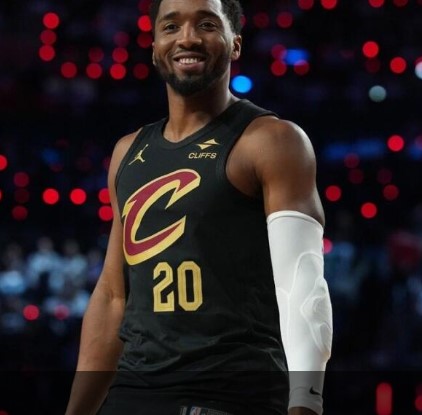 Duet Bintang: Donovan Mitchell dan James Harden Siap Mengguncang NBA