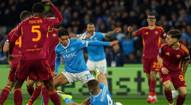 Roma Gigit Jari, Napoli Diselamatkan Gol Krusial Alisson